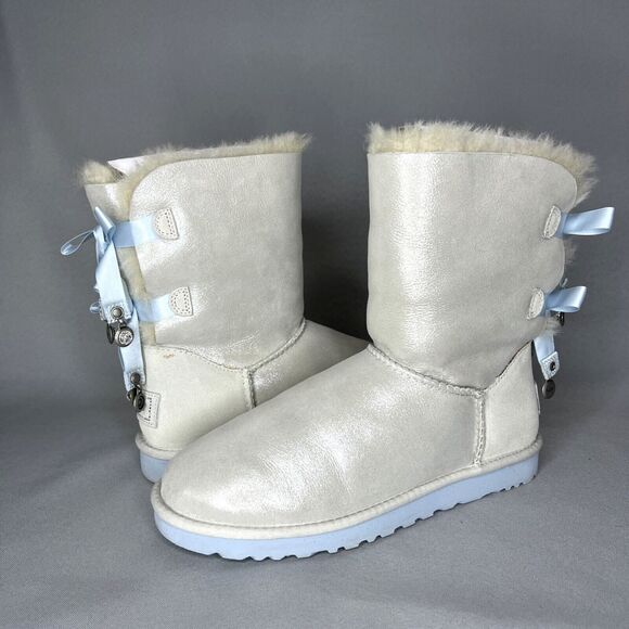 Women's 9 UGG Boots Bailey Bow I DO Crystal Shimmer White Silver Baby Blue RARE - Picture 2 of 16